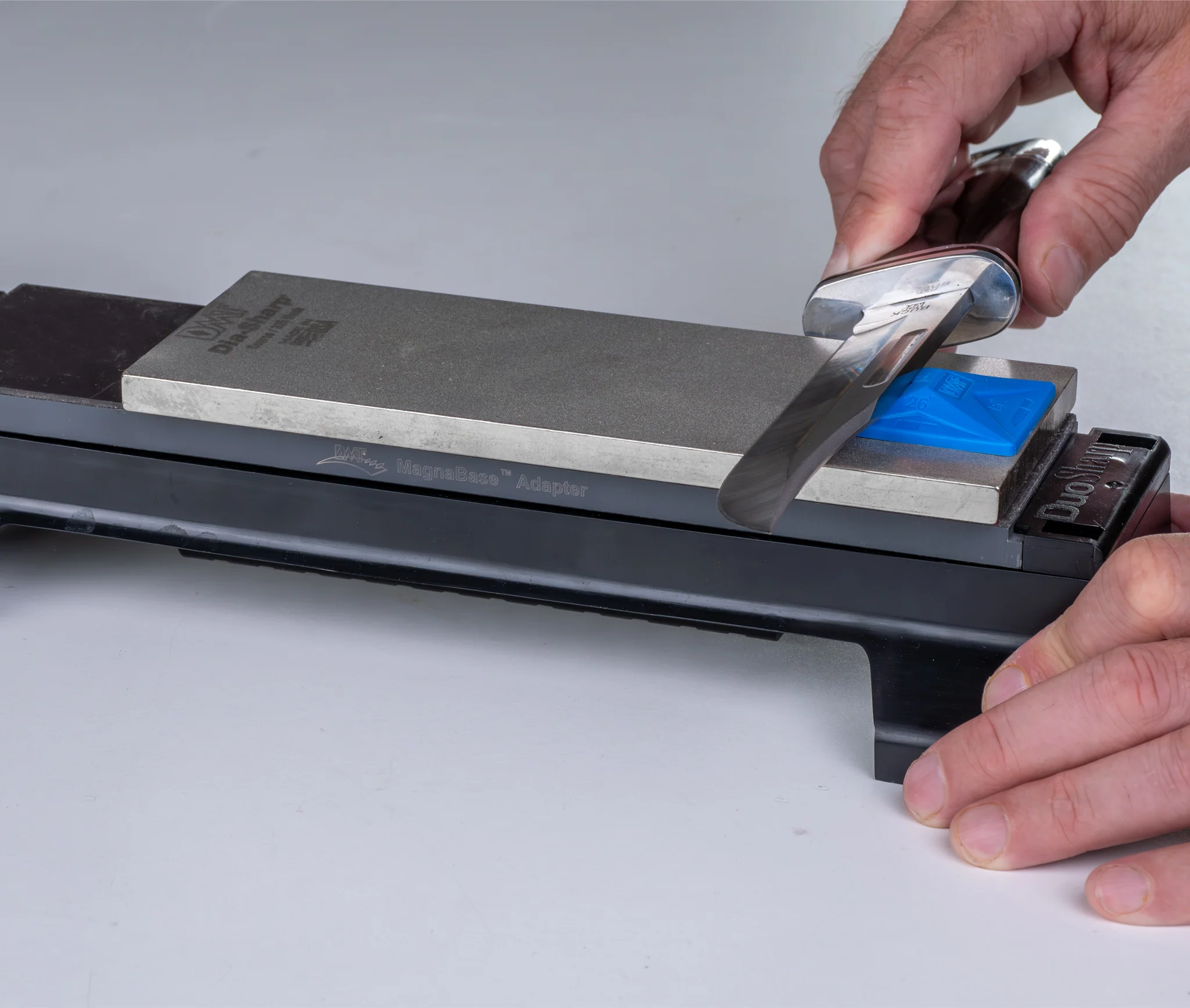 DMT EdgeSharp Magnetic Angle Guide - Image 4