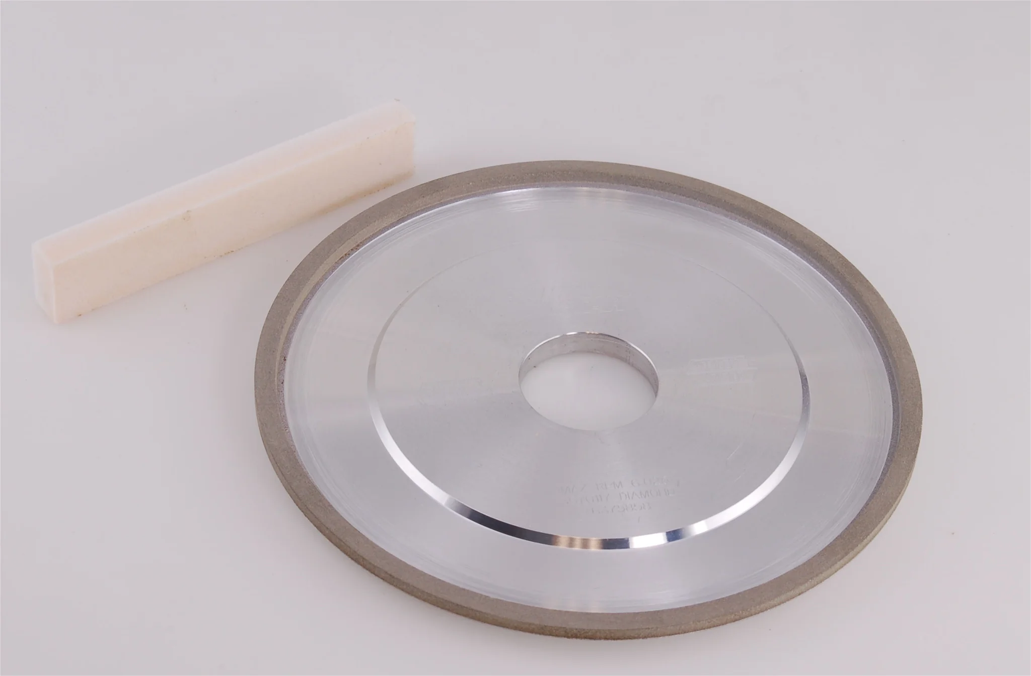 Type 4A2P General Purpose Grinding Wheel 6" x 1/4" 600 Grit - Image 2