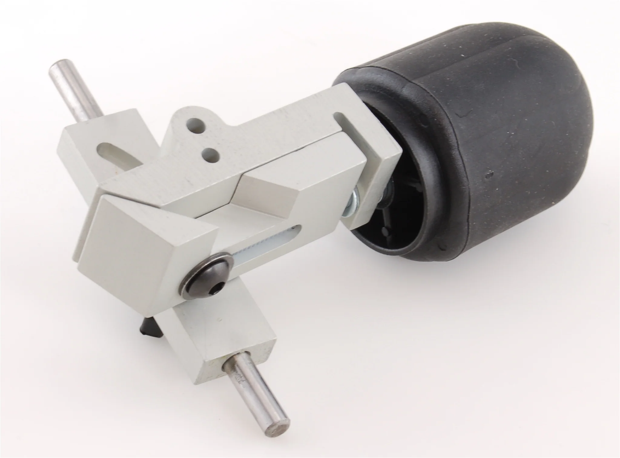Wide Shears Clamp with Ergonomic Knob and Upright for Twice As Sharp